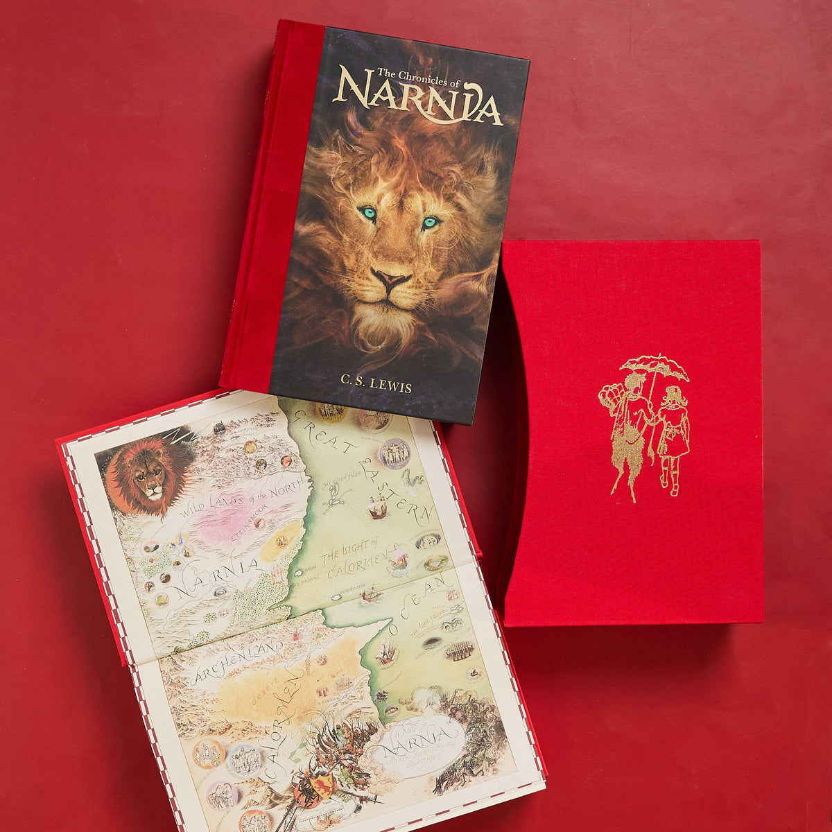 The Chronicles of Narnia 7-in-1 Deluxe Hardcover Slipcase