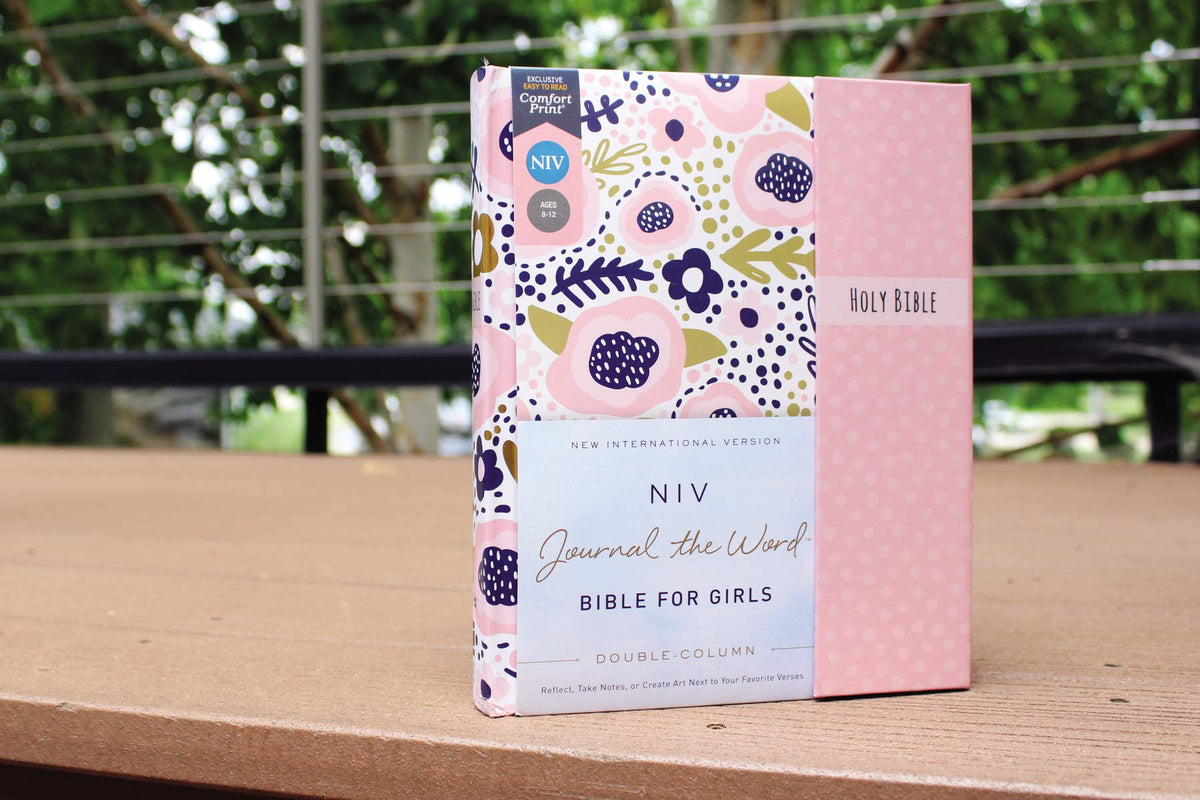 NIV, Journal the Word Bible for Girls, Double-Column, Magnetic Closure, Red Letter, Comfort Print: Reflect, Take Notes, or Create Art Next to Your Favorite Verses