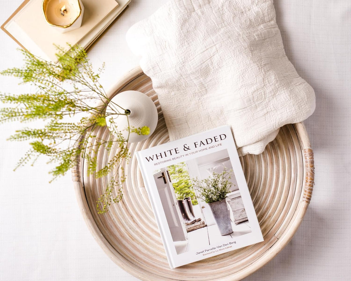 White and Faded: Restoring Beauty in Your Home and Life (The Perfect Gift for People Who Love Interior Design, Decorating, and Creating Beautiful, Healing Spaces at Home)