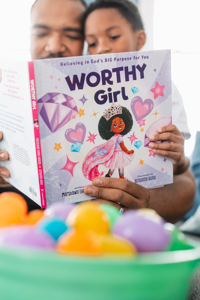 Worthy Girl: Believing in God's BIG Purpose for You