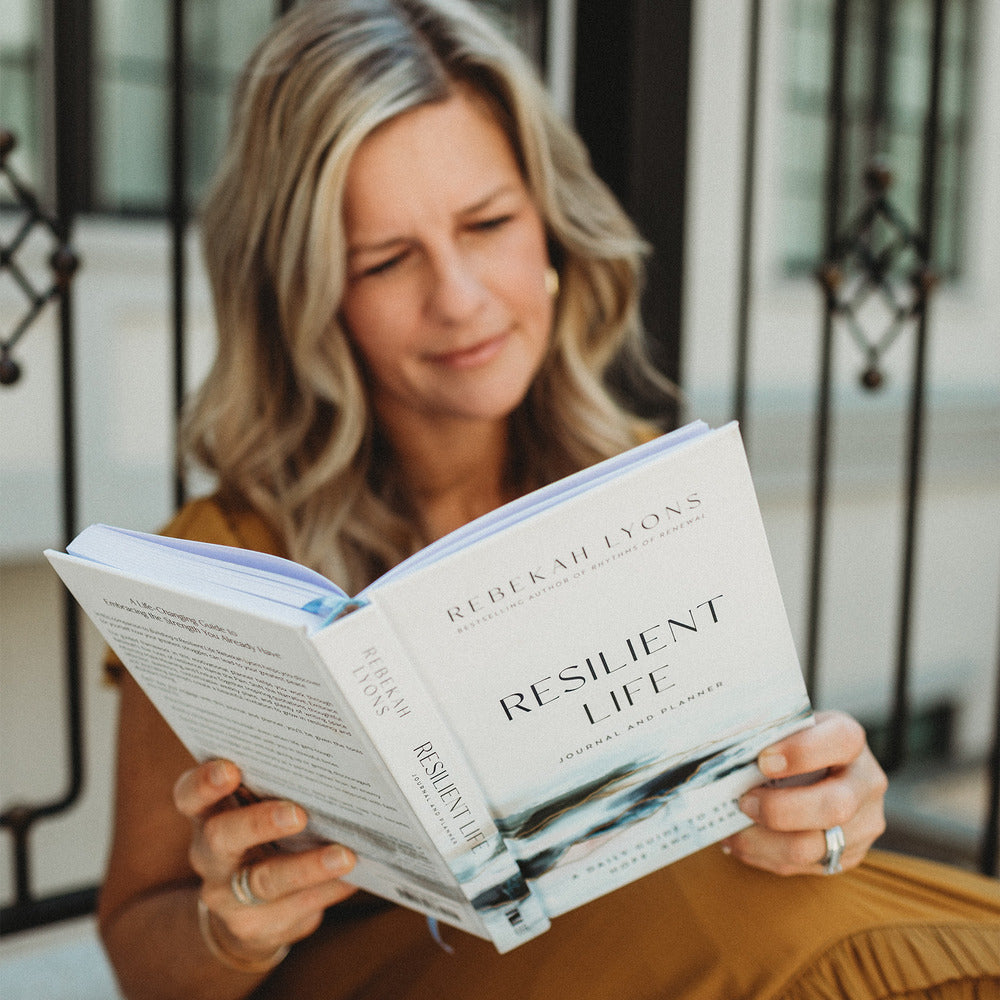 Resilient Life Journal and Planner: A Daily Guide to Strength, Hope, and Meaning
