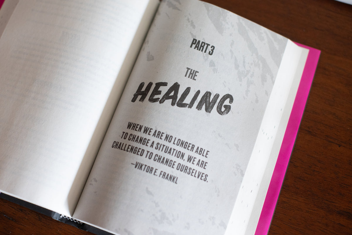 The Power of Petty Prayers: How to Heal Your Hurt When You're Wounded, Weary, and Just Plain Mad