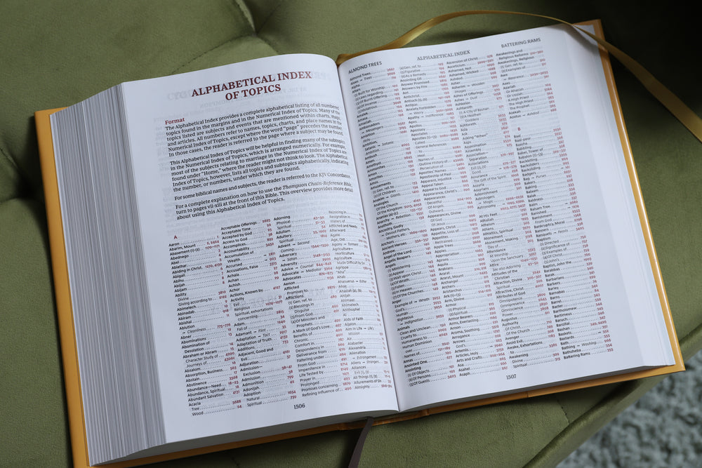 KJV, Thompson Chain-Reference Bible, Red Letter, Comfort Print