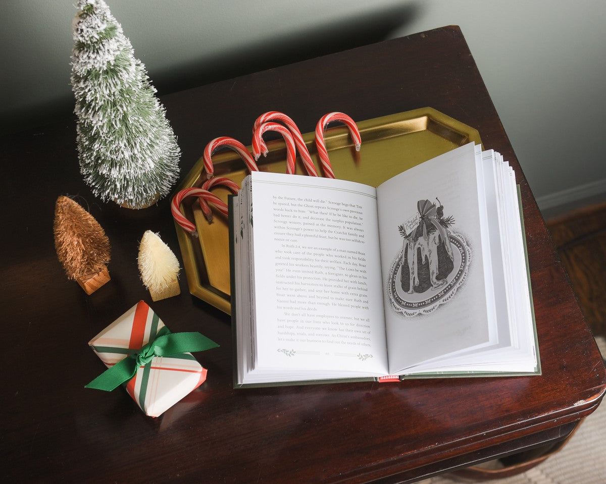 A Christmas Carol Devotional: 25 Advent Reflections from Charles Dickens's Beloved Classic (25 Daily Devotions)