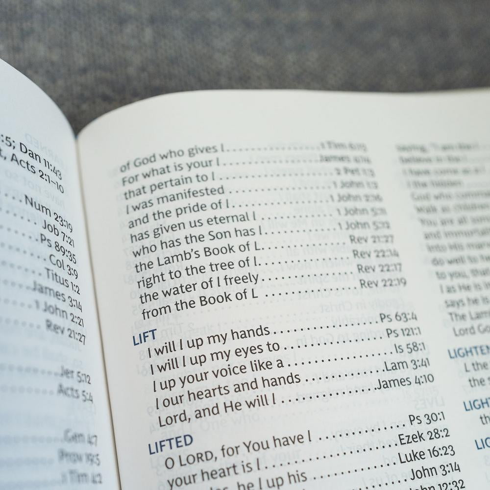 NKJV, Wiersbe Study Bible, Red Letter Edition, Comfort Print: Be Transformed by the Power of God’s Word