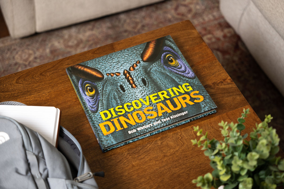 Discovering Dinosaurs: The Ultimate Guide to the Age of Dinosaurs