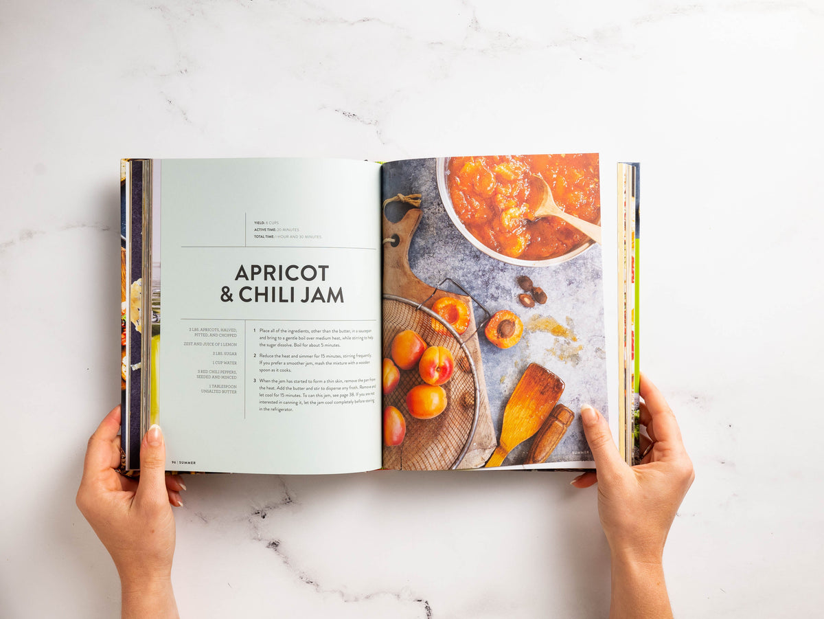 Beautiful Platters & Delicious Boards: Over 150 Recipes and Tips for Crafting Memorable Charcuterie Serving Boards
