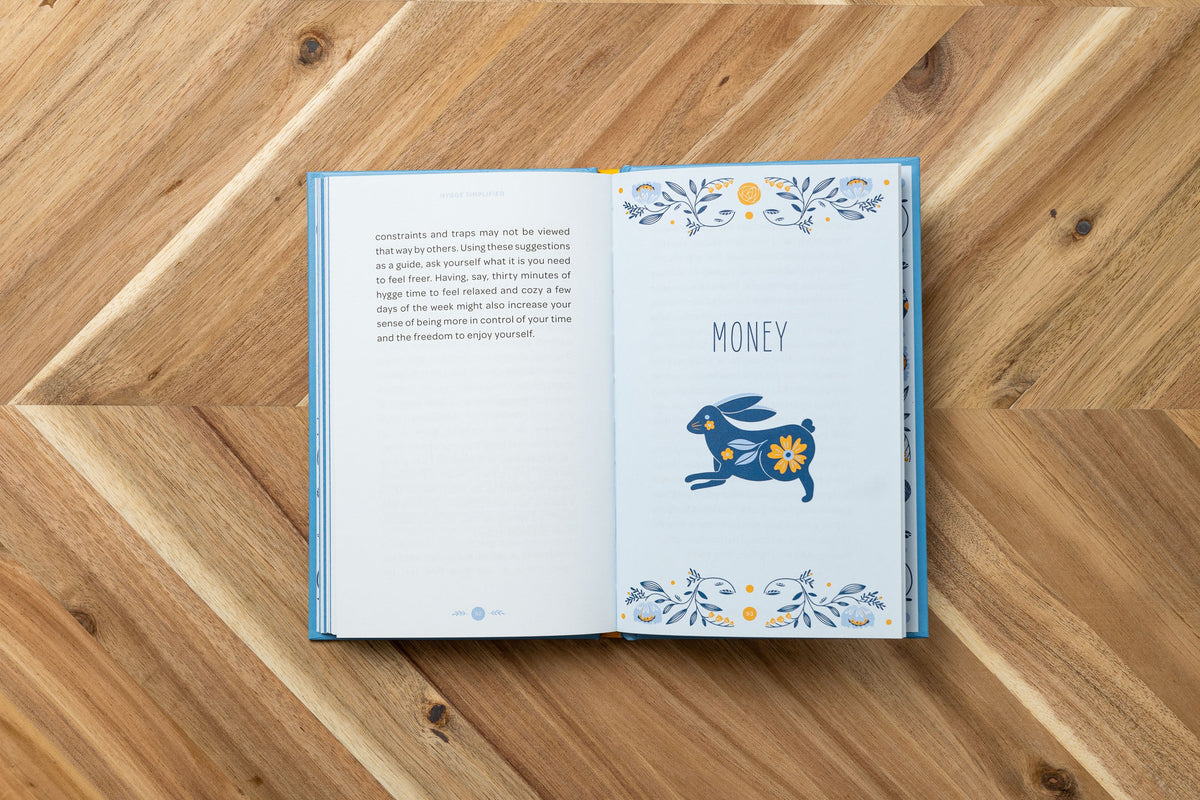 Hygge Simplified: A Guide to Scandinavian Coziness, Comfort & Conviviality