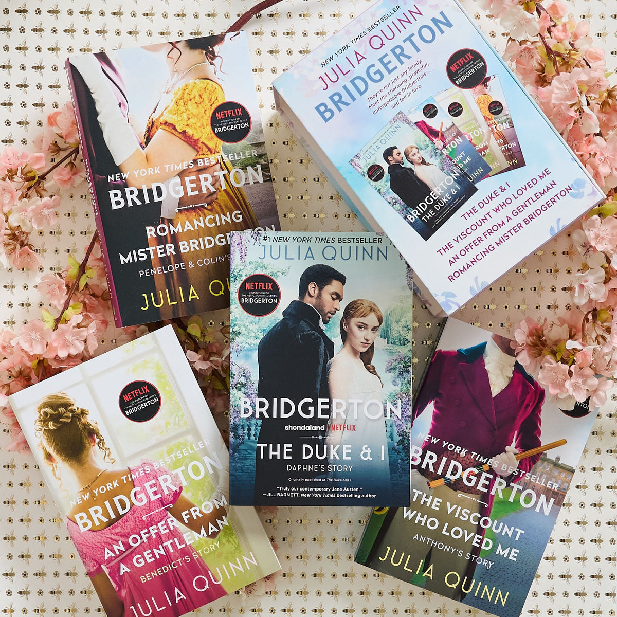 Bridgerton Boxed Set 1-4: The Duke and I/The Viscount Who Loved Me/An Offer from a Gentleman/Romancing Mister Bridgerton