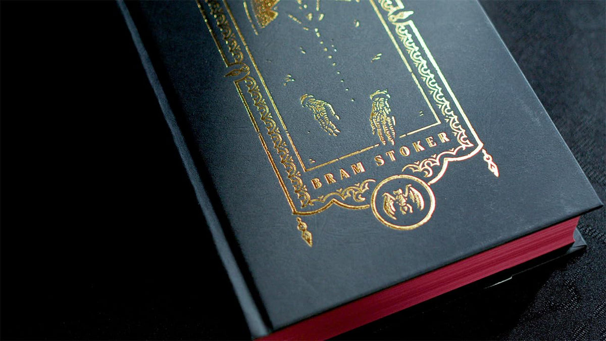 Dracula (The Gothic Chronicles Collection): Deluxe Edition
