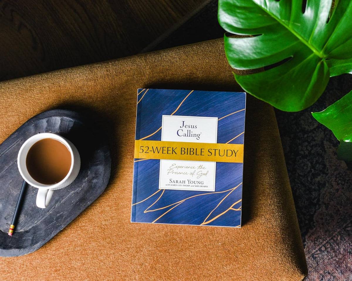 Jesus Calling 52-Week Bible Study: Experience the Presence of God