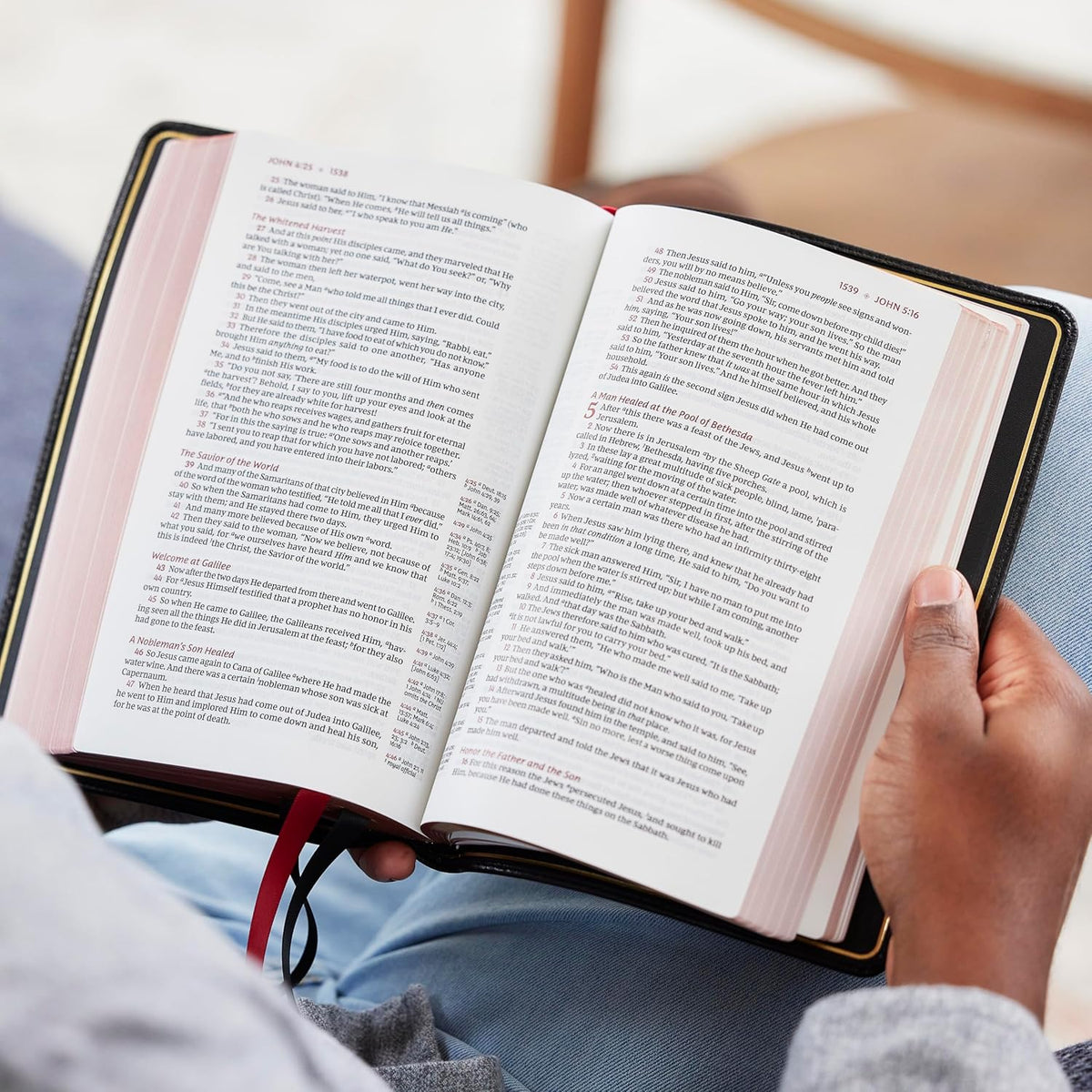 NKJV, Single-Column Reference Bible, Verse-by-verse, Comfort Print