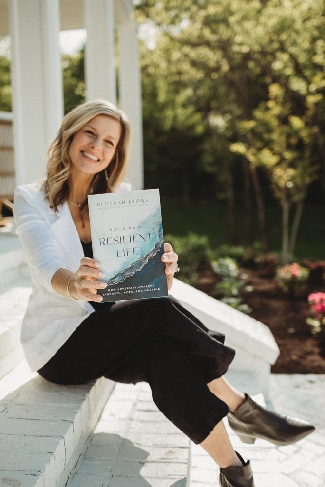 Building a Resilient Life: How Adversity Awakens Strength, Hope, and Meaning