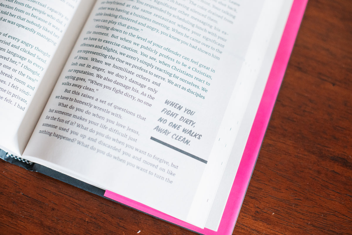 The Power of Petty Prayers: How to Heal Your Hurt When You're Wounded, Weary, and Just Plain Mad
