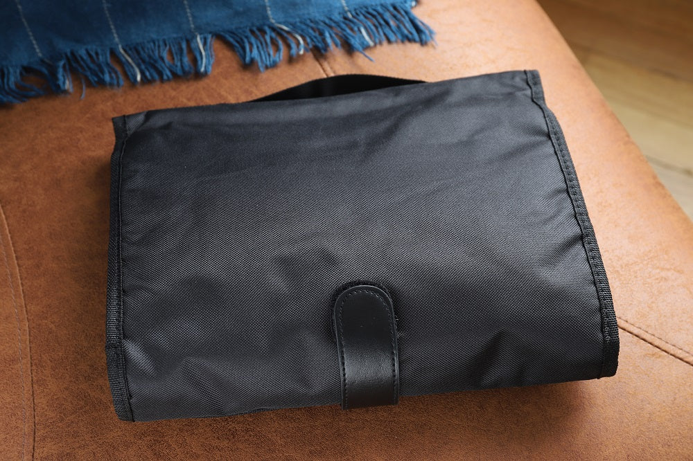 Tri-Fold Bible Cover, Bible Study Organizer, Secure Closure, Nylon, Black, XXL [up to 10 5/8" tall, 7 1/2" wide, and 2 1/2" deep]