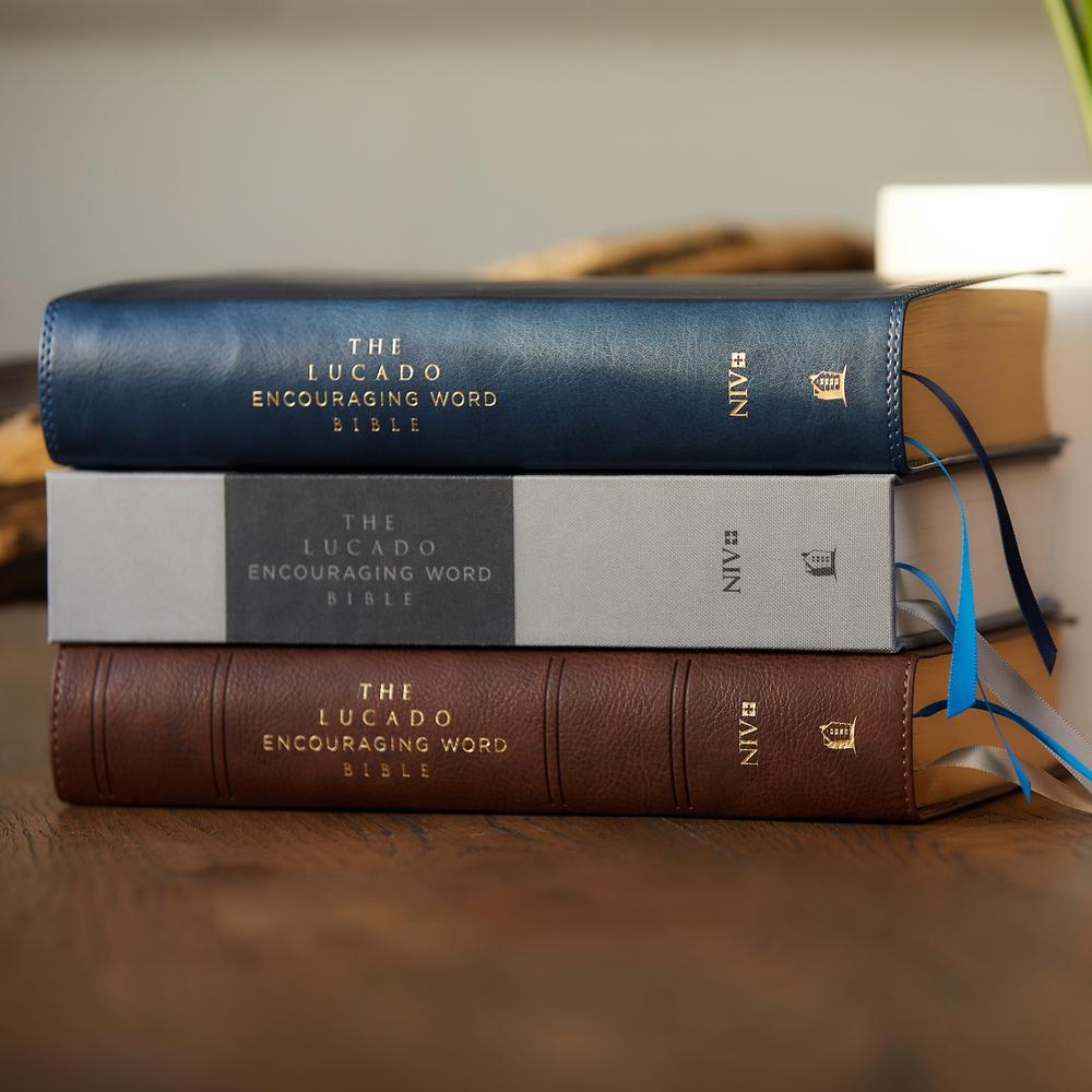 NIV, Lucado Encouraging Word Bible, Comfort Print: Holy Bible, New International Version