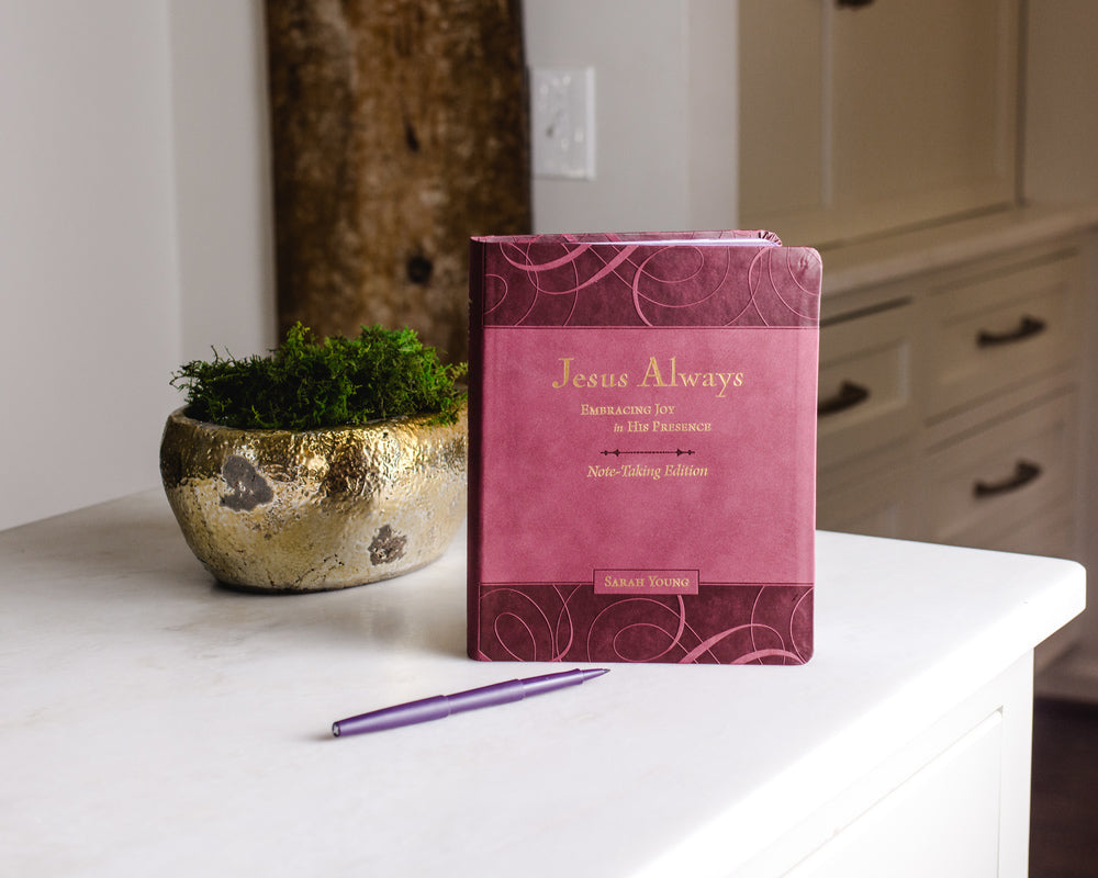 Jesus Always Note-Taking Edition, Leathersoft, Burgundy, with Full Scriptures: Embracing Joy in His Presence (A 365-Day Devotional)