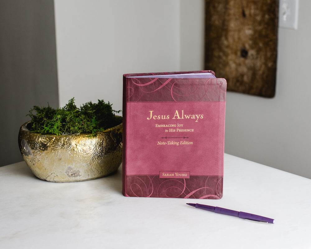 Jesus Always Note-Taking Edition, Leathersoft, Burgundy, with Full Scriptures: Embracing Joy in His Presence (A 365-Day Devotional)