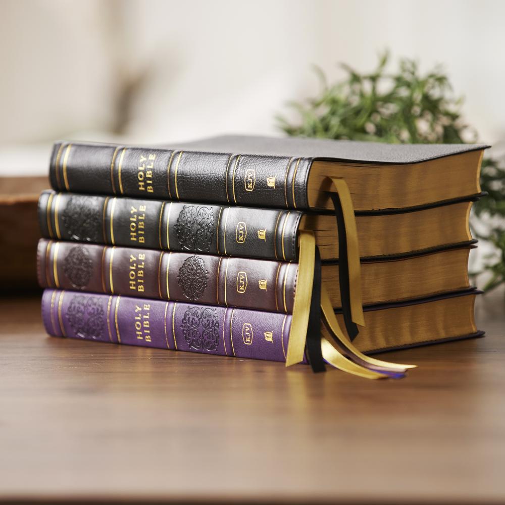 KJV Holy Bible, Center-Column Reference Bible, 73,000+ Cross References, Red Letter, Comfort Print: King James Version