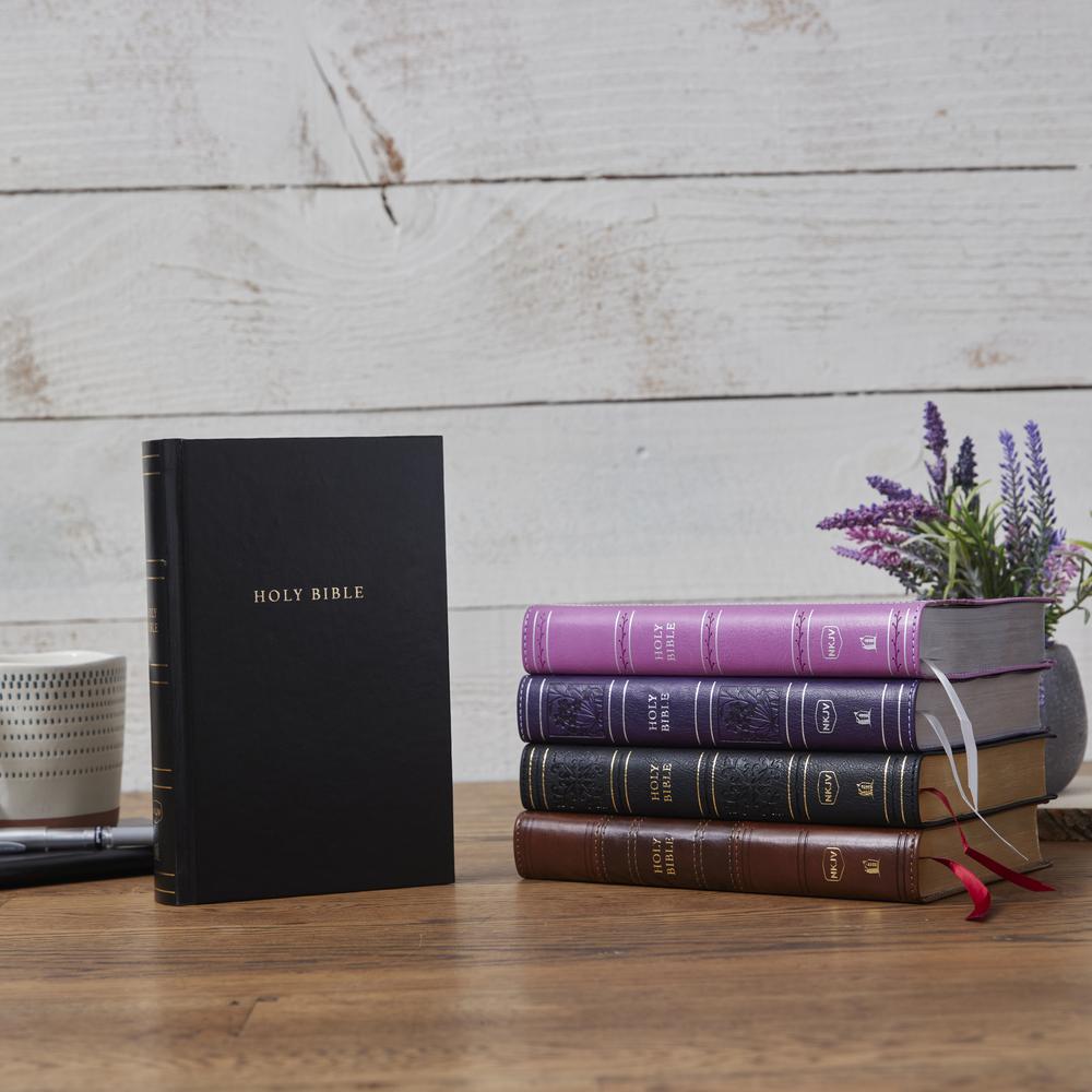 NKJV Personal Size Large Print Bible with 43,000 Cross References, Red Letter, Comfort Print