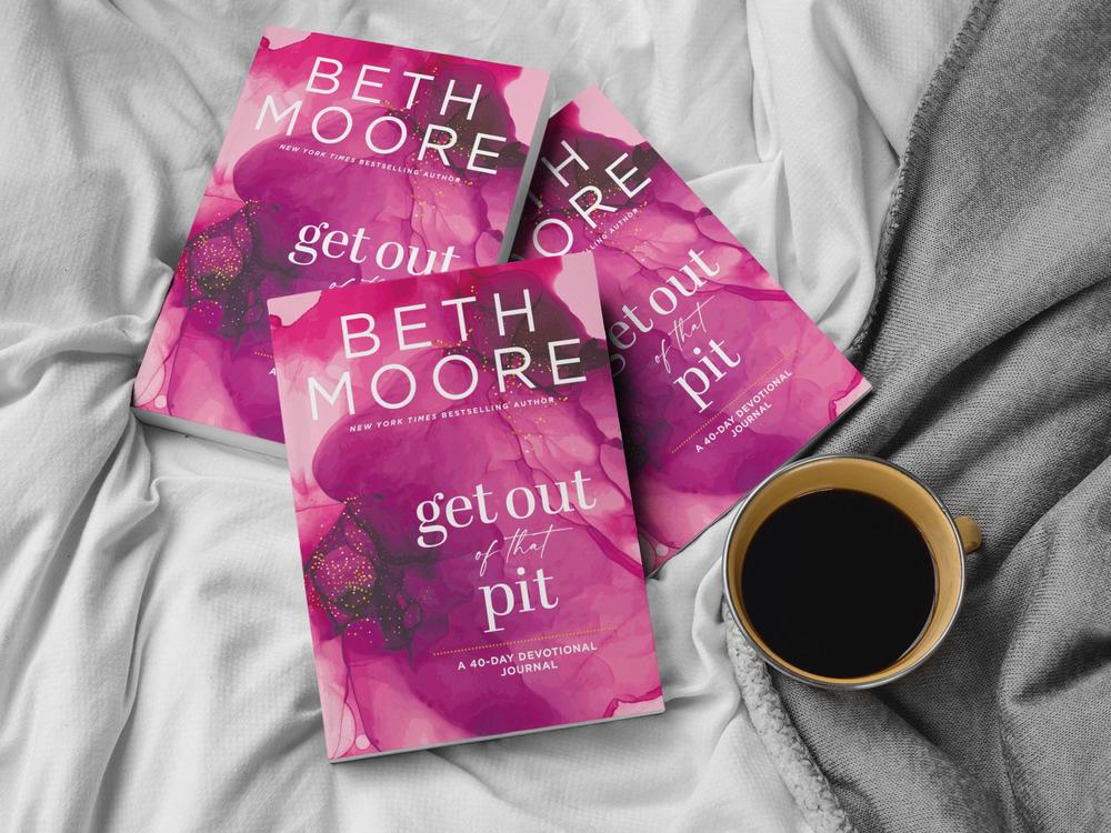 Get Out of That Pit: A 40-Day Devotional Journal