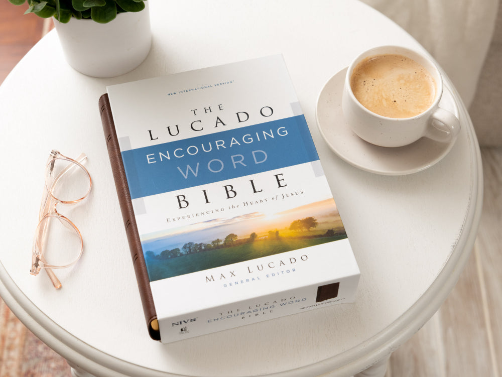 NIV, Lucado Encouraging Word Bible, Comfort Print: Holy Bible, New International Version