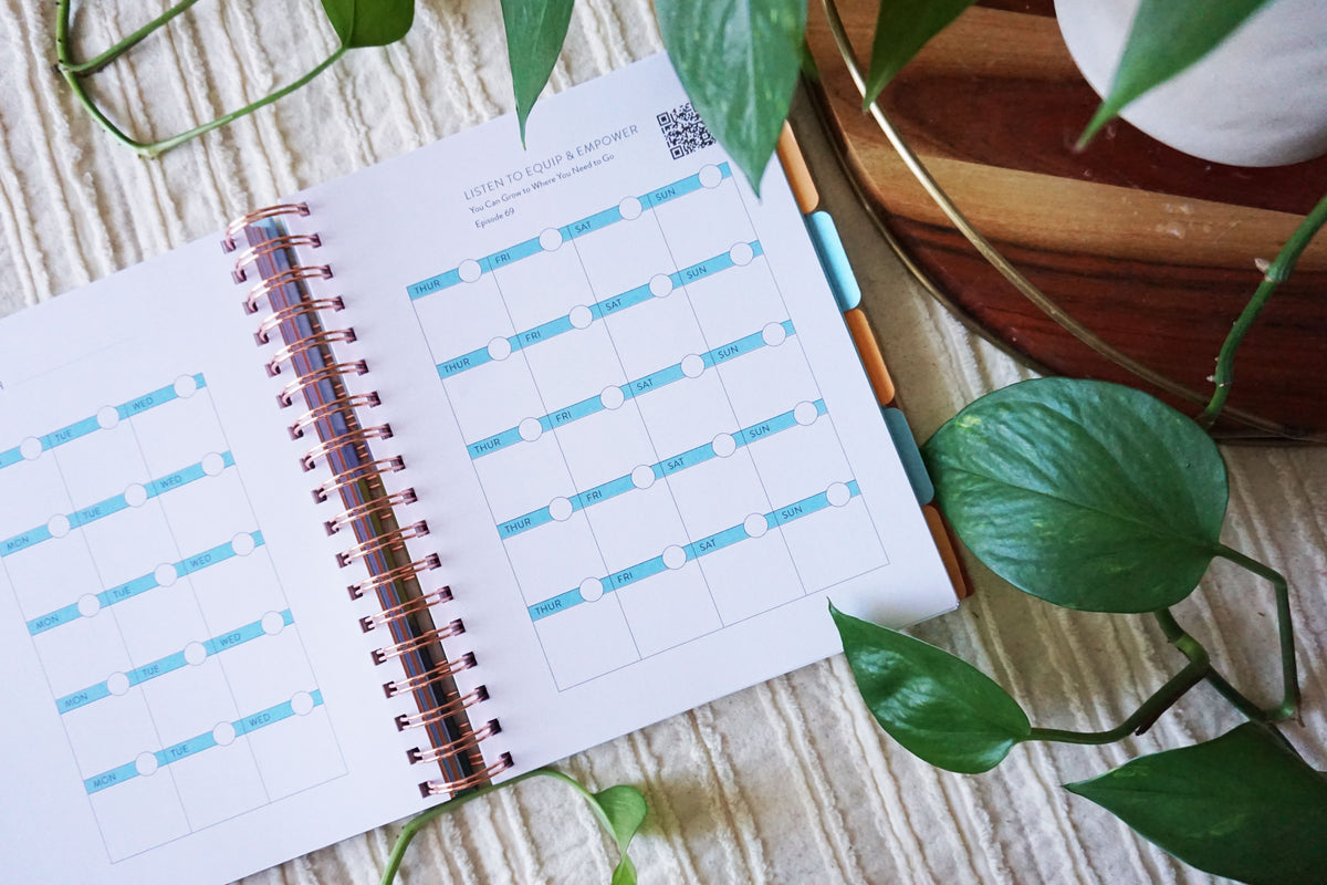 Don't Look Back Planner: A Yearlong Organizer for Getting Unstuck and Moving Forward with Passion and Purpose