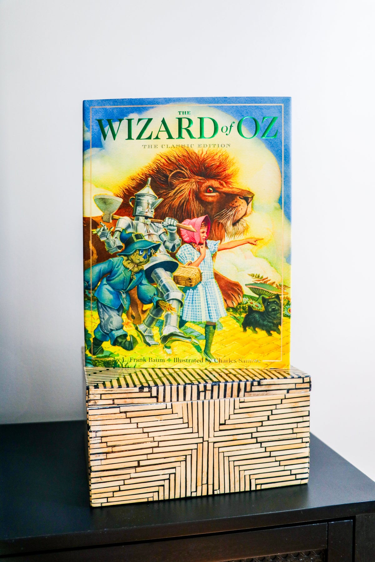 The Wizard of Oz Hardcover: The Classic Edition